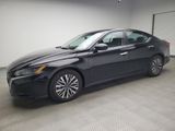 Used 2023 Nissan Altima 2.5 SV image 2