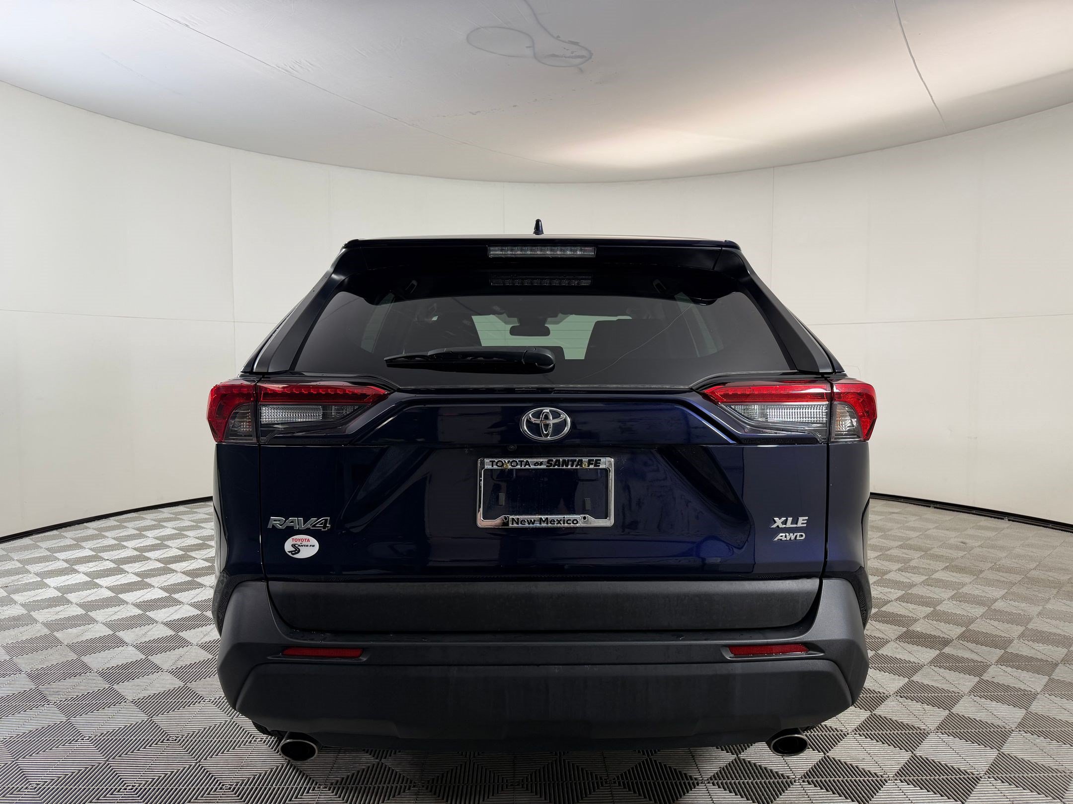 Used 2025 Toyota RAV4 XLE AWD/4WD image 10
