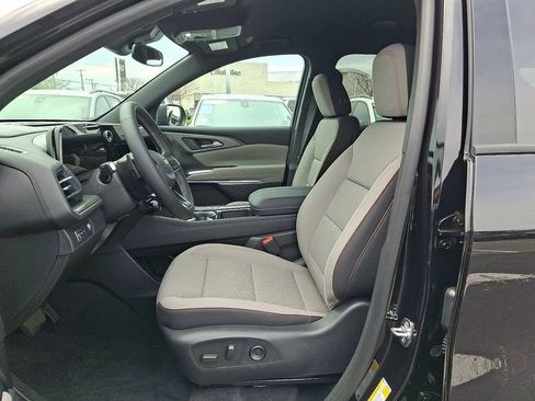 New 2026 Chevrolet Traverse LT FWD image 6