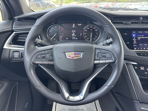 Used 2024 Cadillac XT6 Luxury w/ LPO, Floor Liner Package image 23