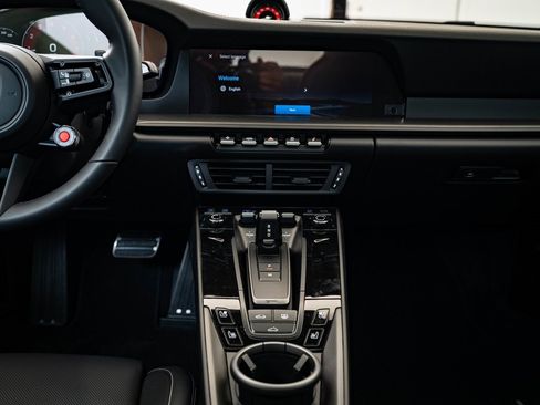 New 2026 Porsche 911 Carrera 4S image 5