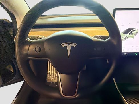 Used 2019 Tesla Model 3 Long Range AWD/4WD image 16