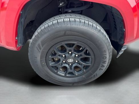 Used 2021 Toyota Tacoma SR5 RWD image 41