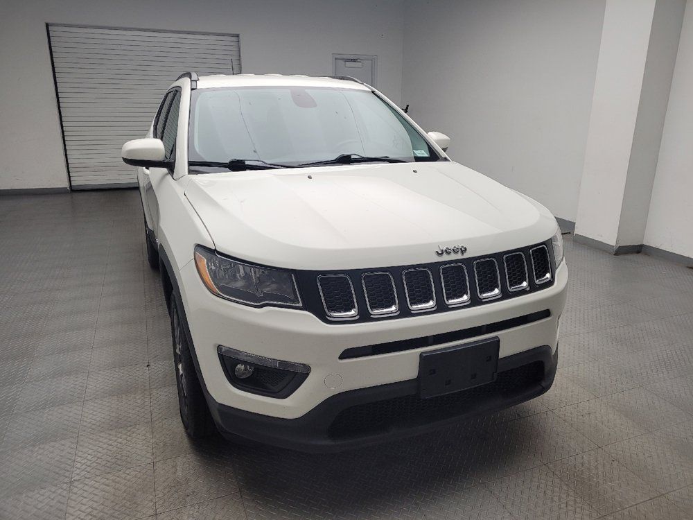 Used 2017 Jeep Compass Latitude w/ Popular Equipment Group AWD/4WD image 14