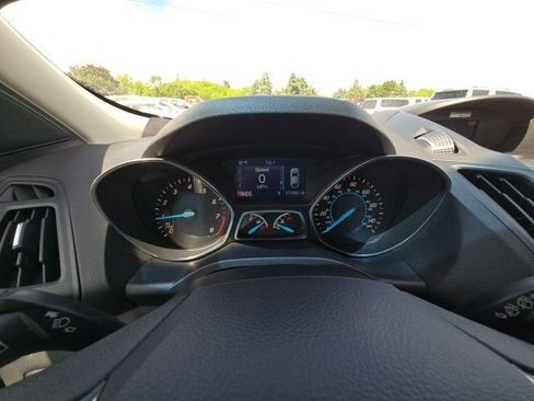 Used 2015 Ford Escape SE AWD/4WD image 13