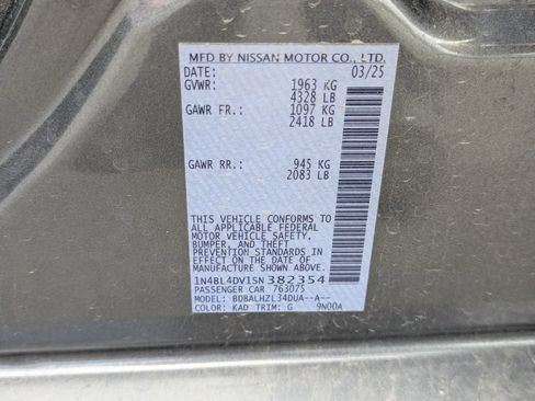 Used 2025 Nissan Altima 2.5 SV FWD image 34