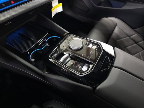 New 2025 BMW i5 M60 image 30