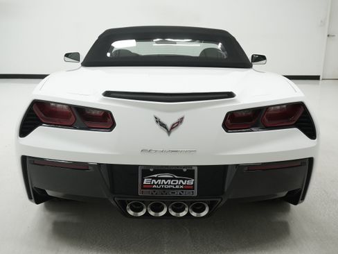 Used 2015 Chevrolet Corvette Stingray Convertible w/ 2LT Preferred Equipment Group RWD image 5