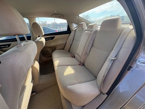 Used 2014 Nissan Altima 2.5 S image 10