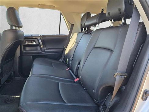 Used 2022 Toyota 4Runner TRD Off-Road Premium image 20