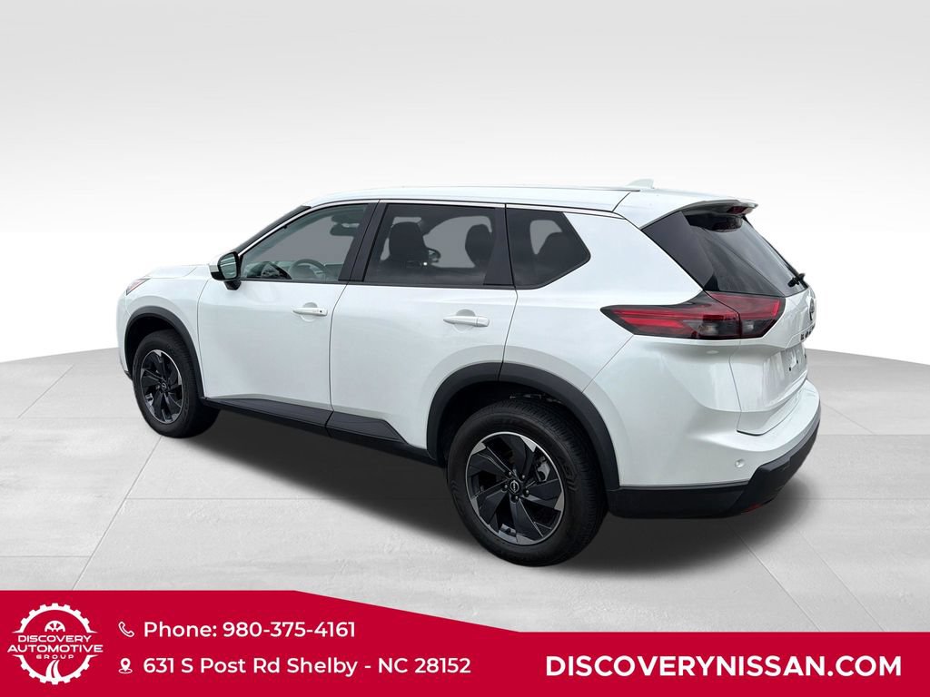 Certified 2024 Nissan Rogue SV FWD image 8