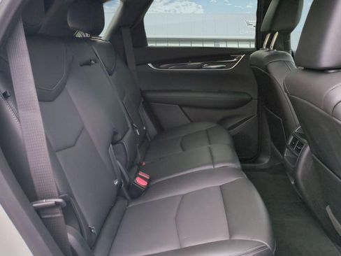 Used 2022 Cadillac XT5 Premium Luxury AWD/4WD image 16