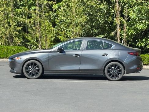Used 2024 MAZDA MAZDA3 s FWD image 3