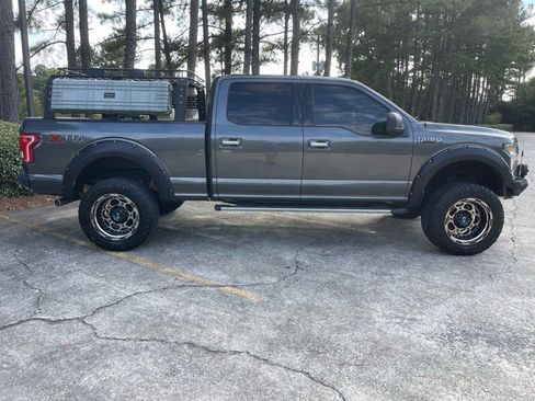 Used 2016 Ford F150 XLT w/ XTR Package image 9