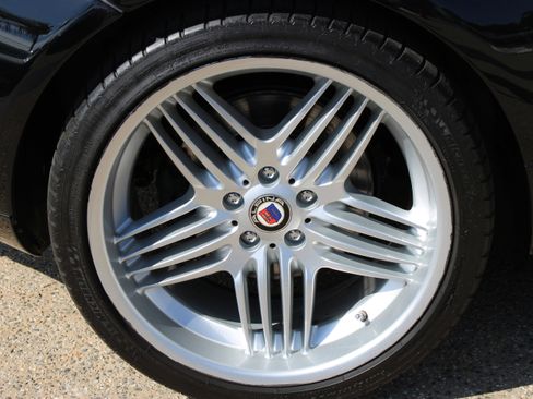 Used 2003 BMW Z8 image 15