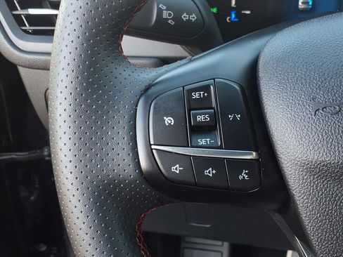 Used 2025 Ford Escape ST-Line image 25