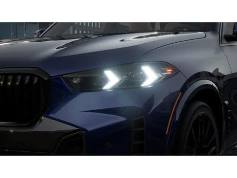 New 2026 BMW X5 sDrive40i image 6