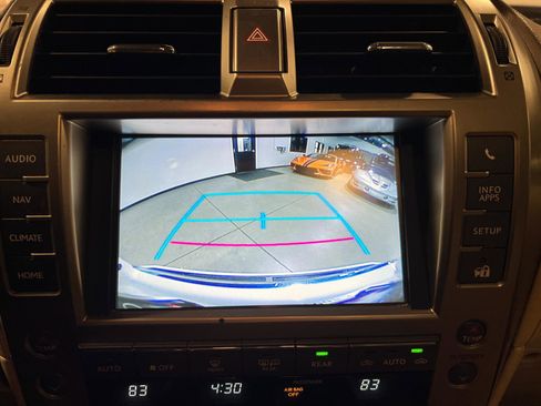 Used 2018 Lexus GX 460 Premium image 18