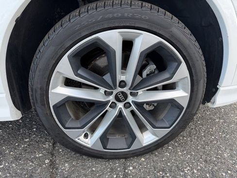 Used 2021 Audi Q3 2.0T Premium w/ Convenience Package image 13