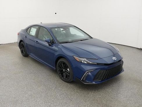 New 2026 Toyota Camry SE image 29