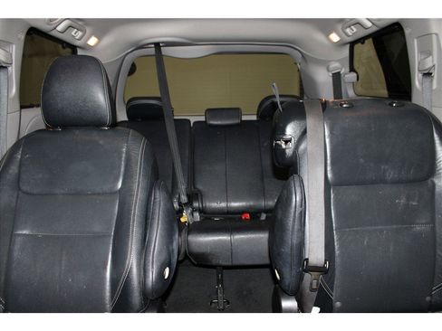 Used 2017 Toyota Sienna SE image 15