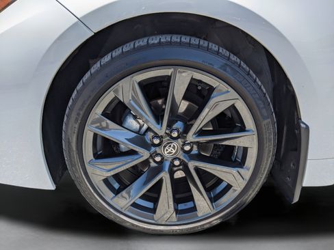 Used 2025 Toyota Corolla SE FWD image 35