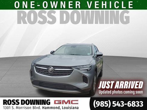 Used 2023 Buick Envision Preferred FWD image 1