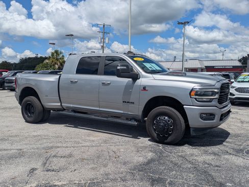 Used 2024 RAM 3500 Laramie w/ Night Edition AWD/4WD image 2
