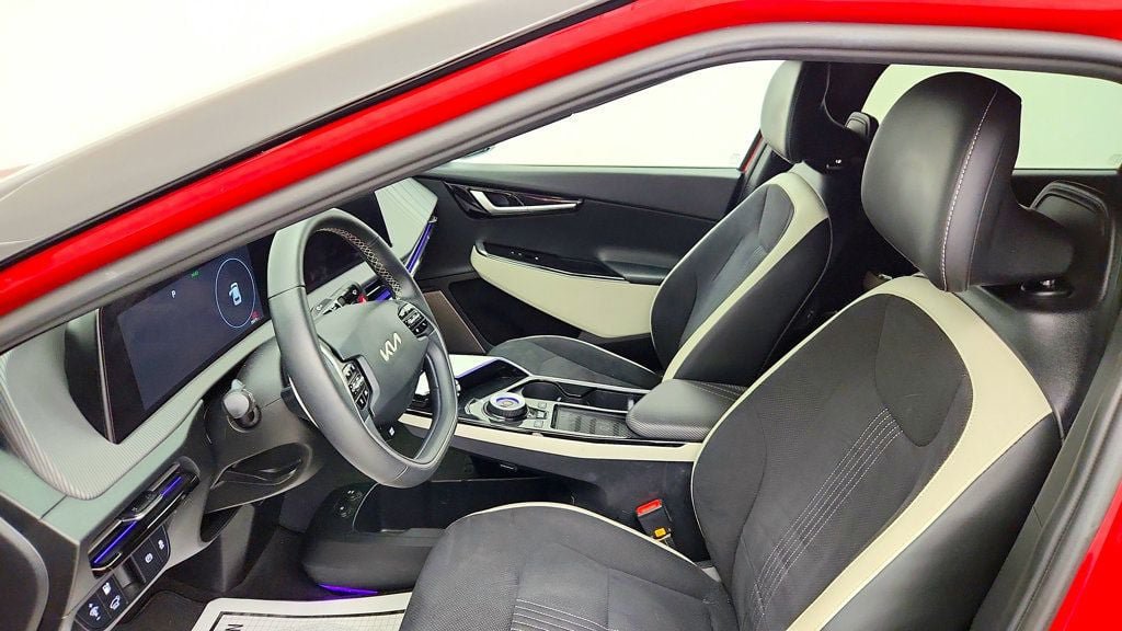 Used 2022 Kia EV6 GT-Line w/ GT-Line Suede Seat Package AWD/4WD image 19