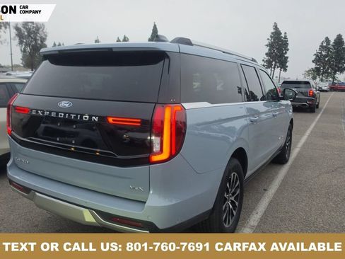 Used 2025 Ford Expedition Max Platinum AWD/4WD image 3