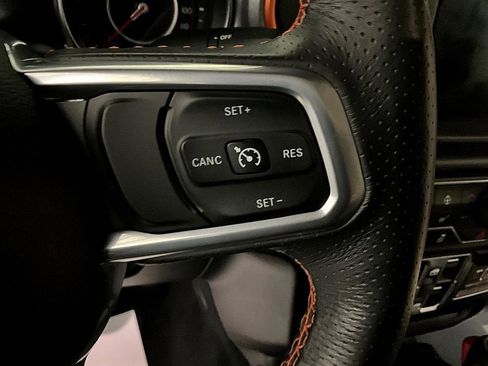 Used 2022 Jeep Gladiator Mojave w/ Cold Weather Group image 27