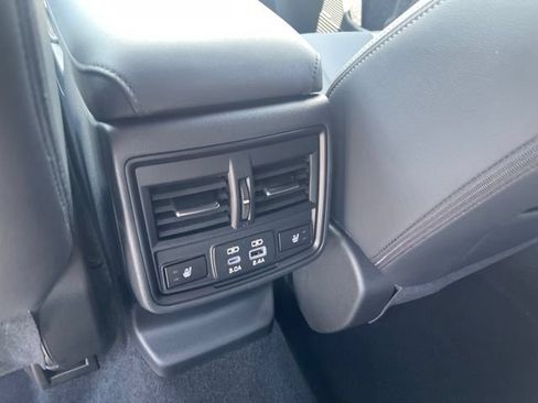 New 2026 Subaru Outback Limited AWD/4WD image 11