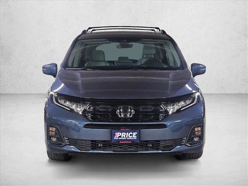 Used 2025 Honda Odyssey Touring image 2