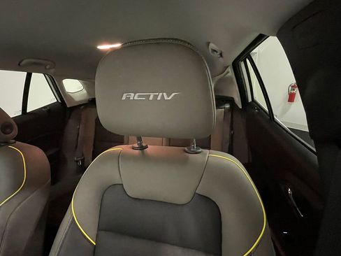 Used 2025 Chevrolet Trax ACTIV FWD image 22