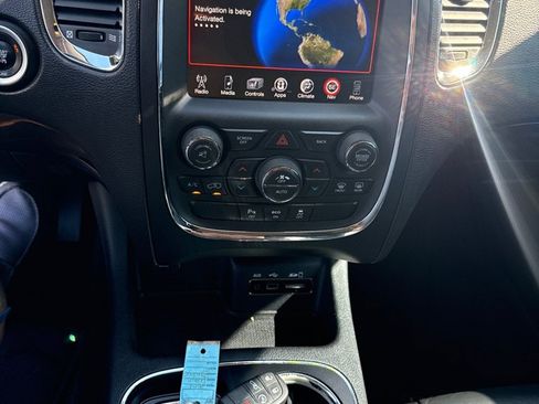 Used 2014 Dodge Durango Limited w/ Nav & Power Liftgate Group AWD/4WD image 16