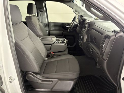 Used 2025 Chevrolet Silverado 2500 Custom w/ Custom Value Package image 41