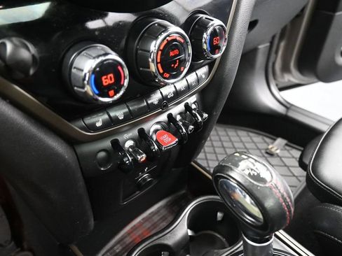 Used 2019 MINI Cooper Countryman S w/ Premium Package FWD image 15