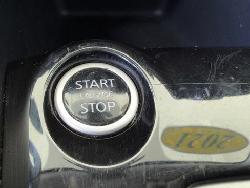 Used 2021 Nissan Kicks S FWD image 27