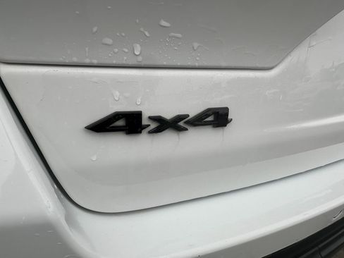 Used 2023 Jeep Grand Cherokee Altitude image 11