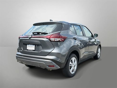 New 2025 Nissan Kicks Play S image 14
