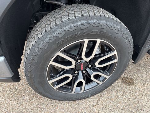 New 2026 GMC Sierra 1500 AT4 image 36