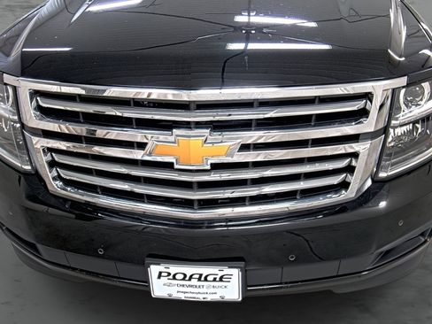Used 2018 Chevrolet Tahoe LT image 16