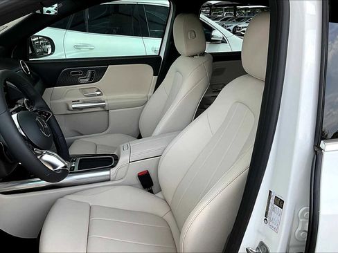 New 2026 Mercedes-Benz GLA 250 4MATIC image 17