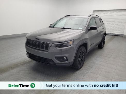 Used 2023 Jeep Cherokee Altitude Lux image 1