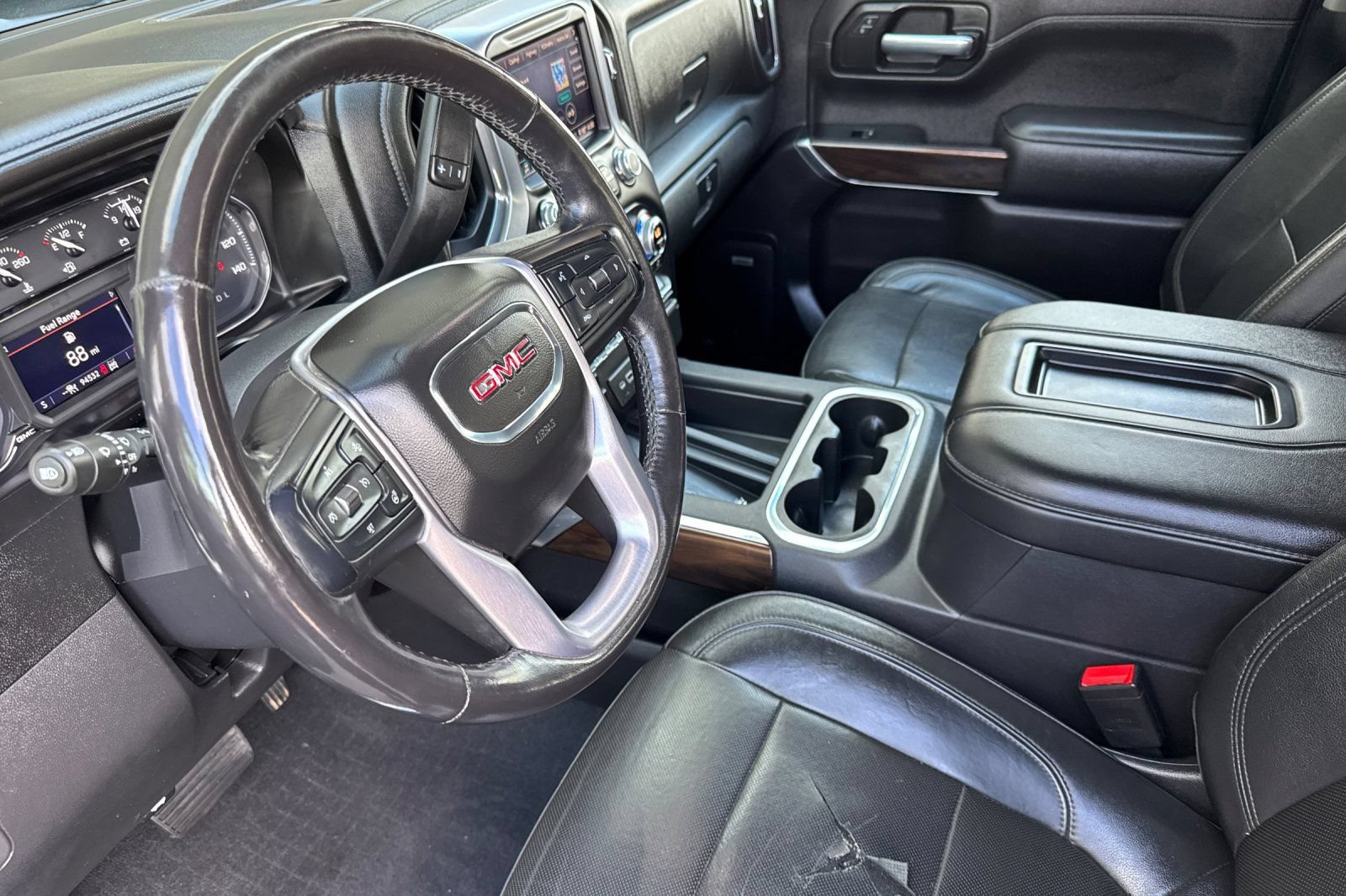Used 2020 GMC Sierra 1500 SLT w/ SLT Premium Plus Package AWD/4WD image 9