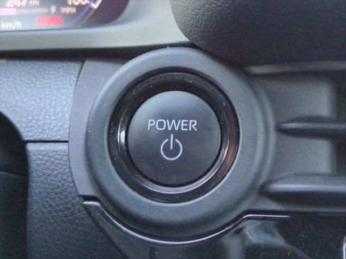 Certified 2023 Toyota Crown XLE image 26