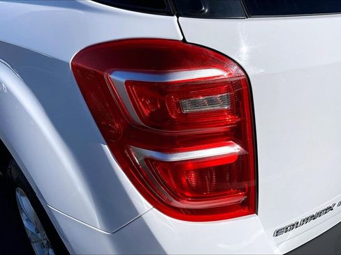 Used 2017 Chevrolet Equinox LS AWD/4WD image 28