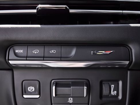 Used 2026 Cadillac Escalade V AWD/4WD image 64