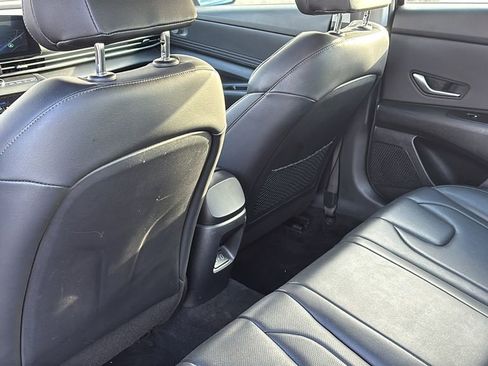 Used 2025 Hyundai Elantra Limited image 31