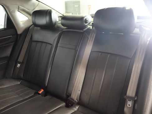 Used 2013 Hyundai Equus Signature RWD image 47